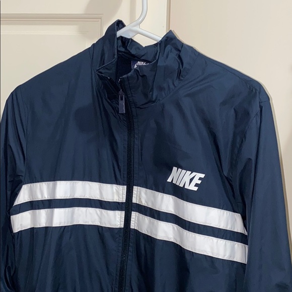 Nike Jacket - Picture 2 of 5